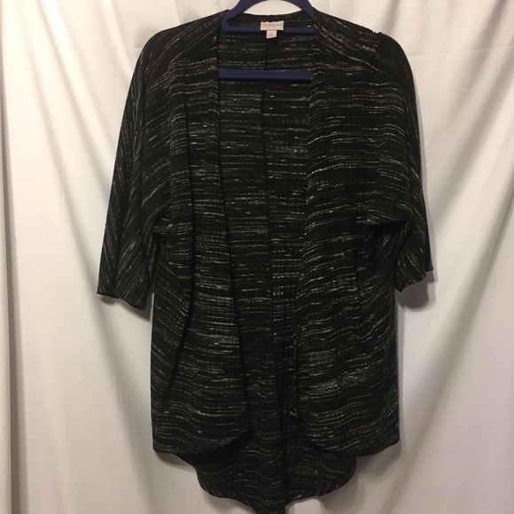 LuLaRoe Sweater - Picture 1 of 1